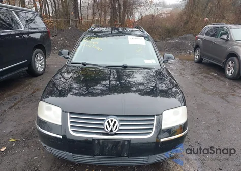 2005 Volkswagen Passat Gls from USA, damaged, VIN WVWDD63B15E141272